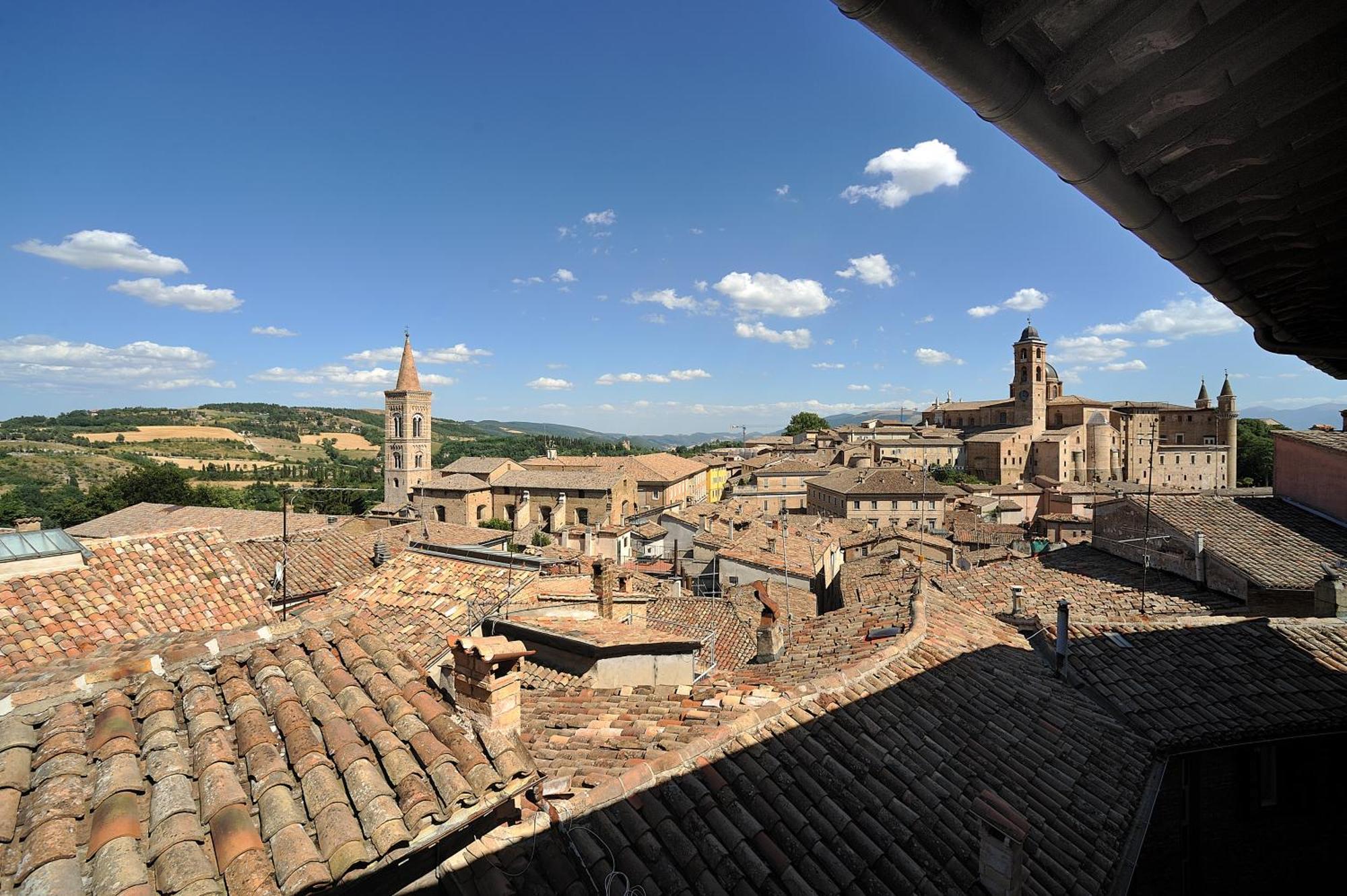 Hotel Raffaello Urbino Exterior foto