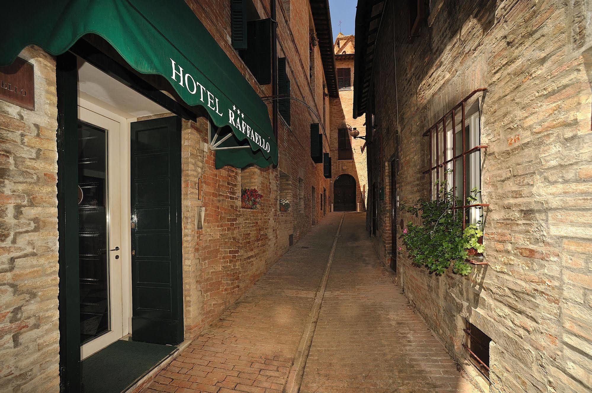 Hotel Raffaello Urbino Exterior foto